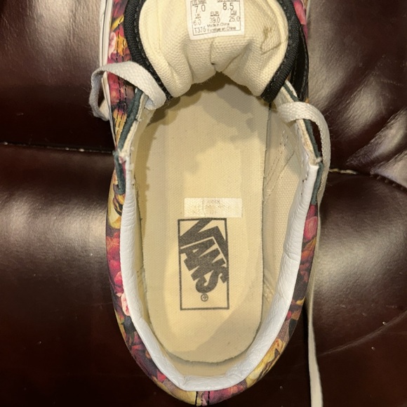 Vans Old Skool Floral & Stripe Shoes - Picture 13 of 15